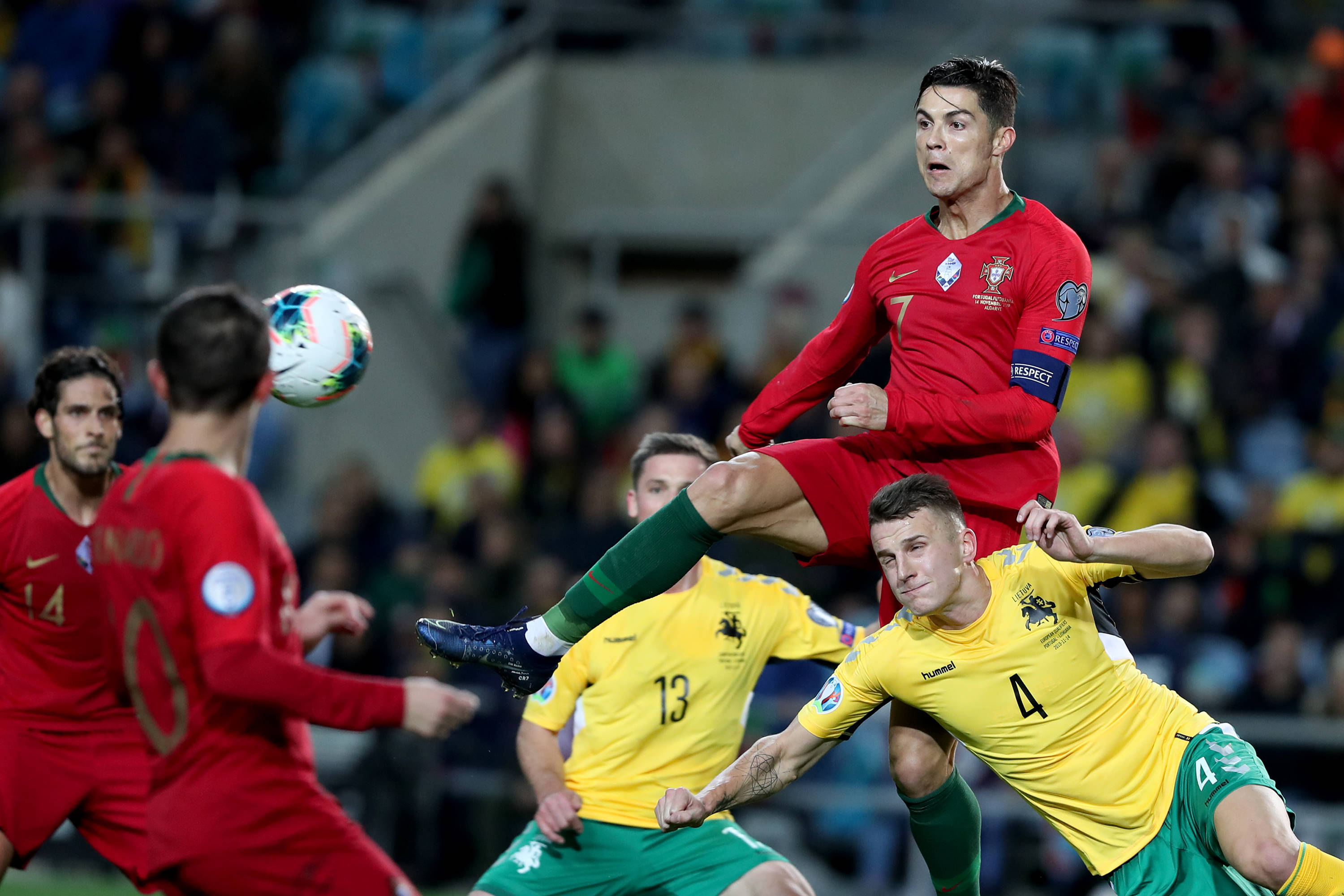 马耳他队实现全胜，锁定欧洲杯名额