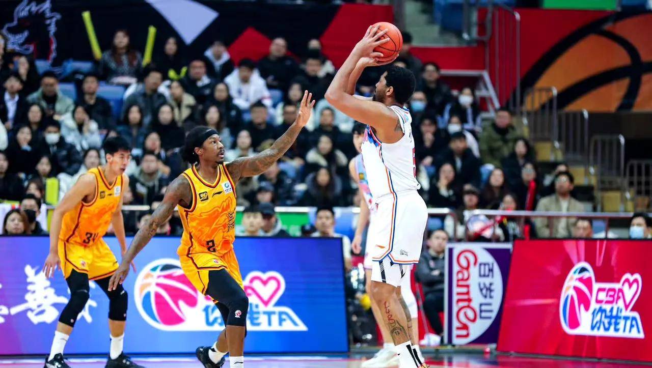 广东不敌新疆，遭遇三连败！