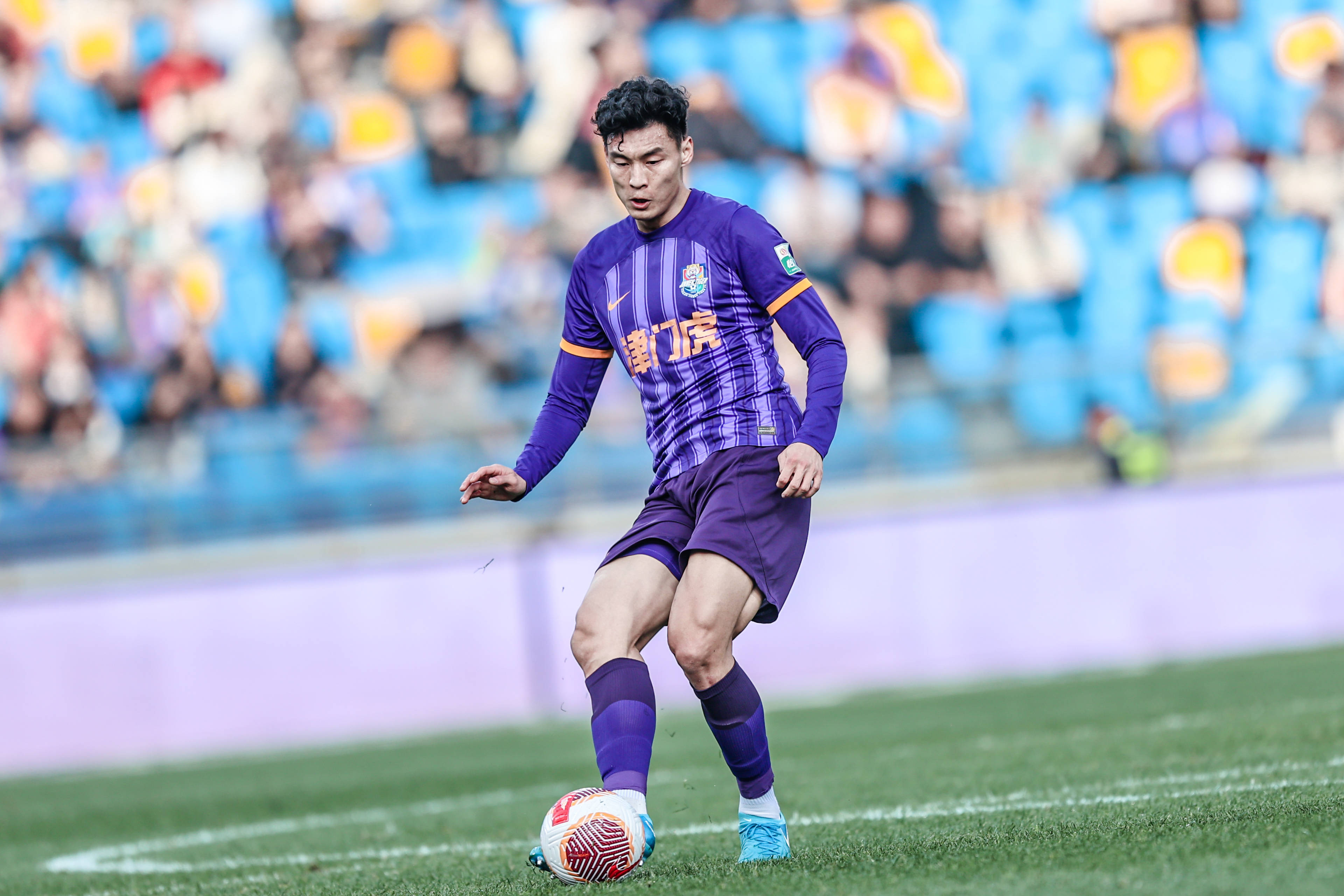 关于外援大爆发，球队备战总决赛力求卫冕的信息