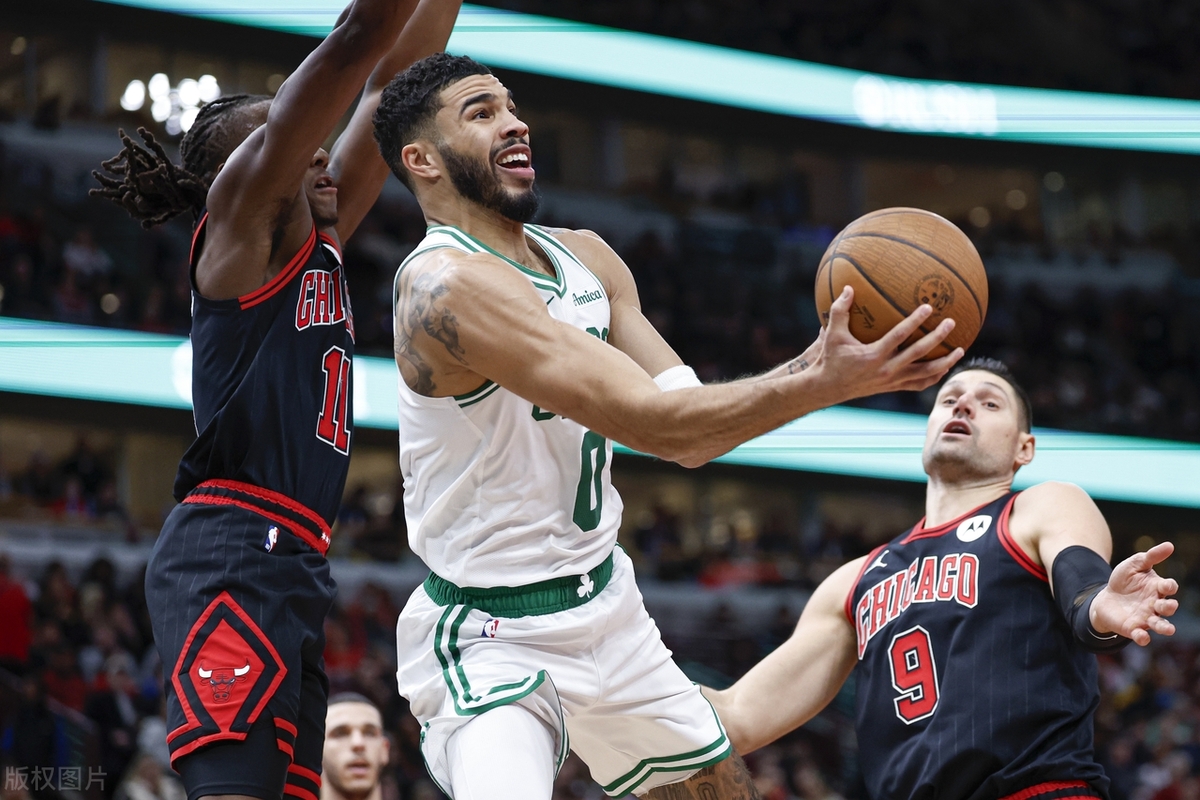 包含公牛险胜凯尔特人,豪取四连胜的词条 包含公牛险胜凯尔特人,豪取四连胜的词条