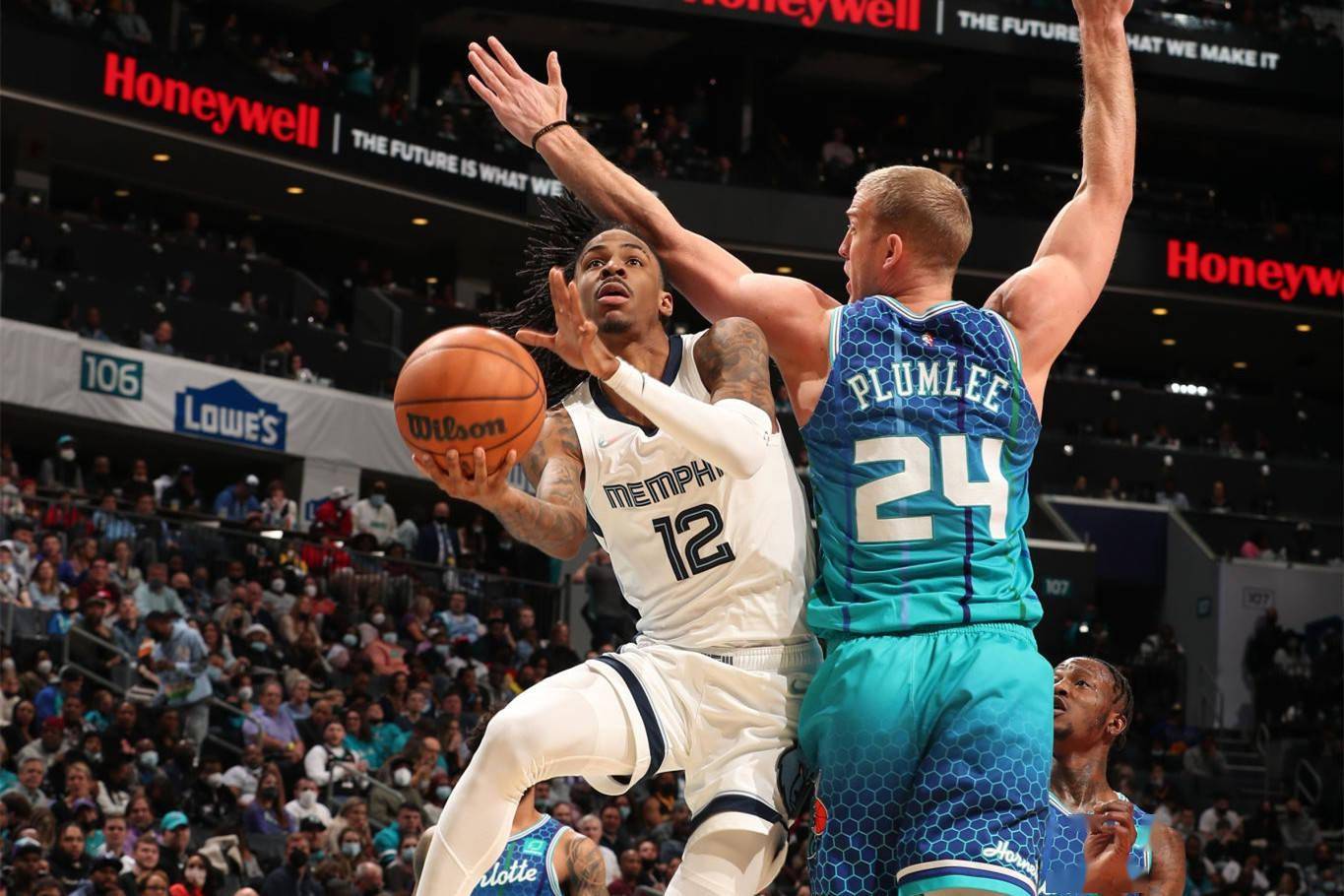 灰熊逆转黄蜂，展现强大实力的简单介绍