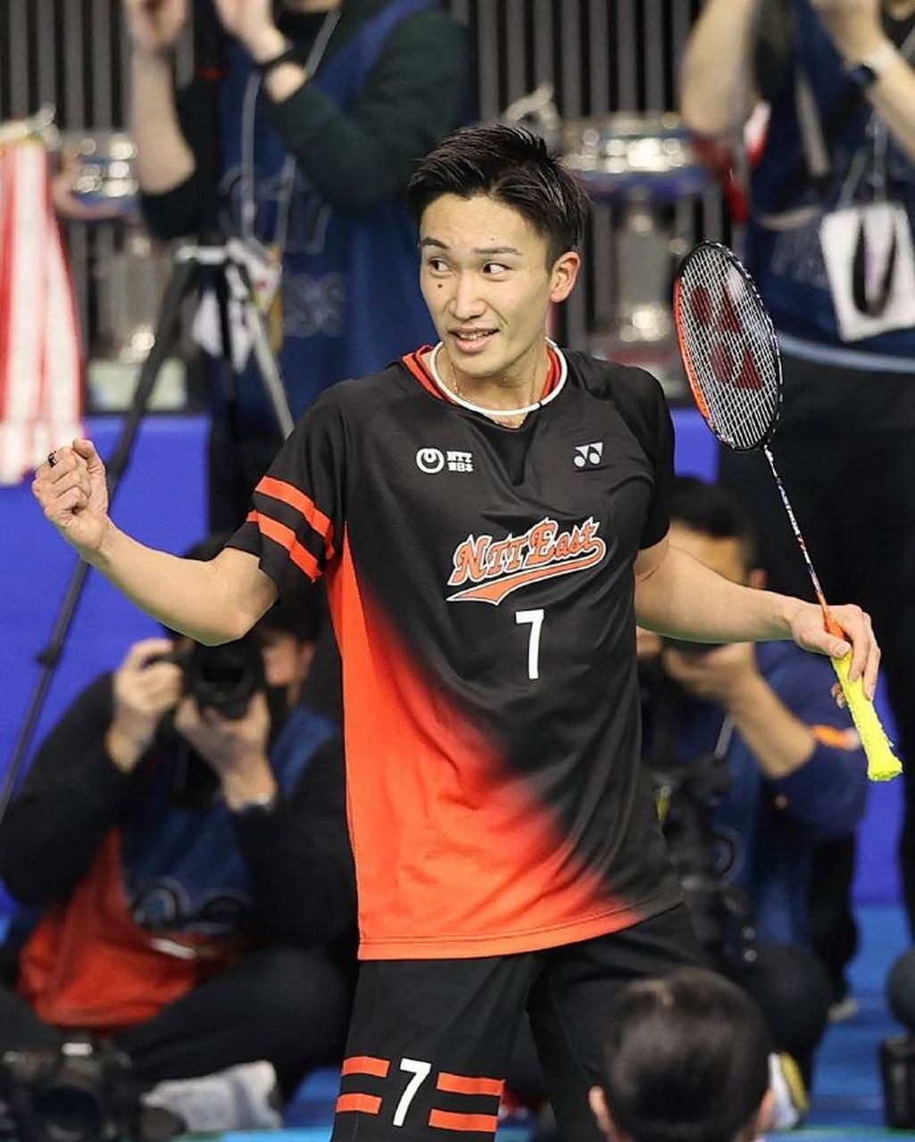 韩国羽毛球队翻盘法国羽毛球队，桃田贤斗高光表现的简单介绍