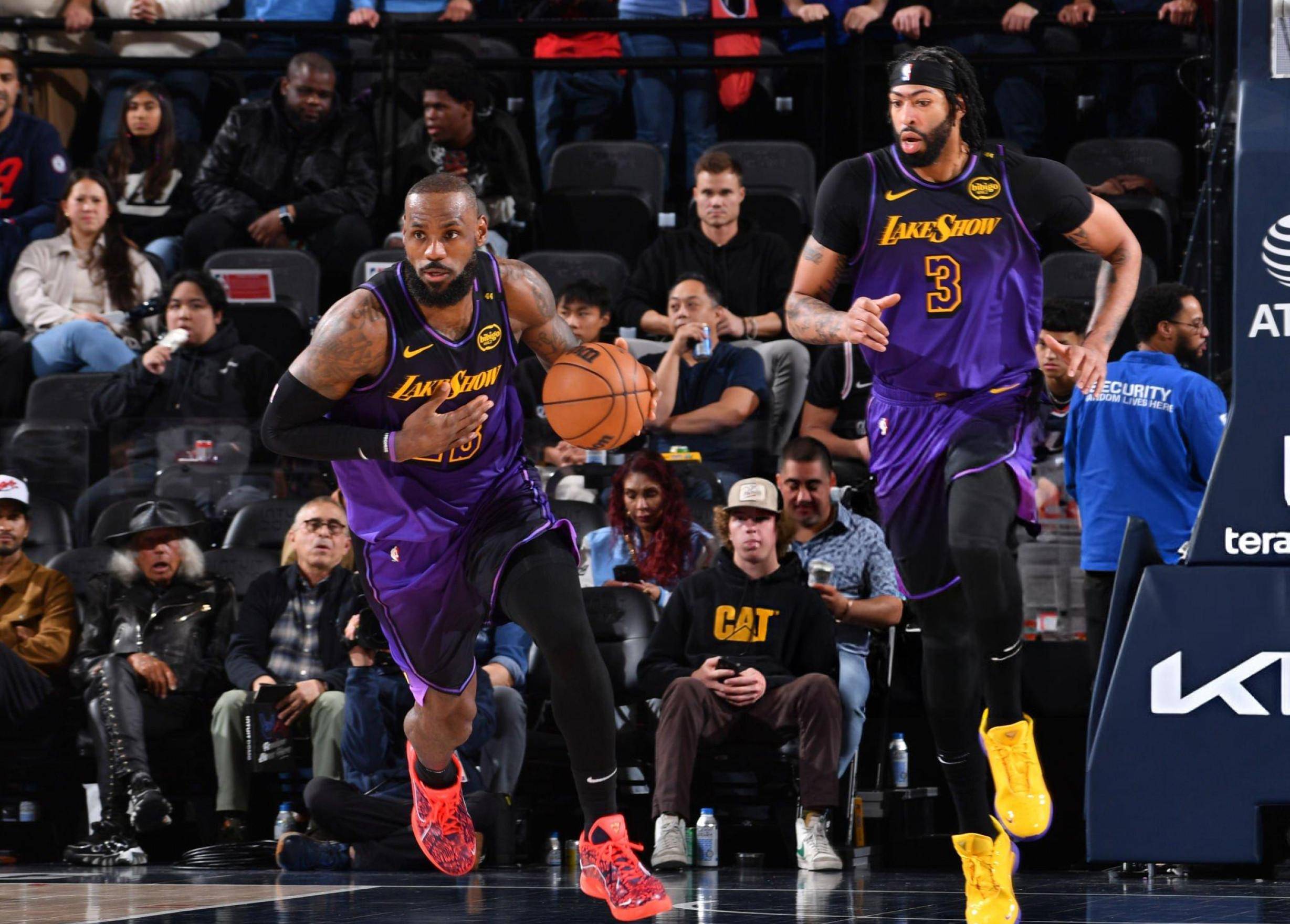 命中绝杀!詹姆斯带领湖人击败快船的简单介绍 命中绝杀!詹姆斯带领湖人击败快船的简单介绍