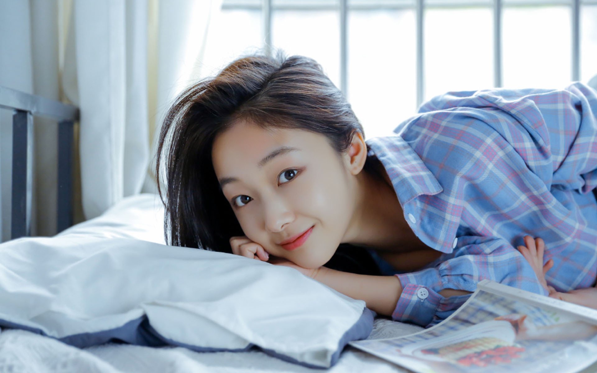 冰火两重天，76人用铁血防守冻结魔术，字母哥用全能节奏点燃雄鹿