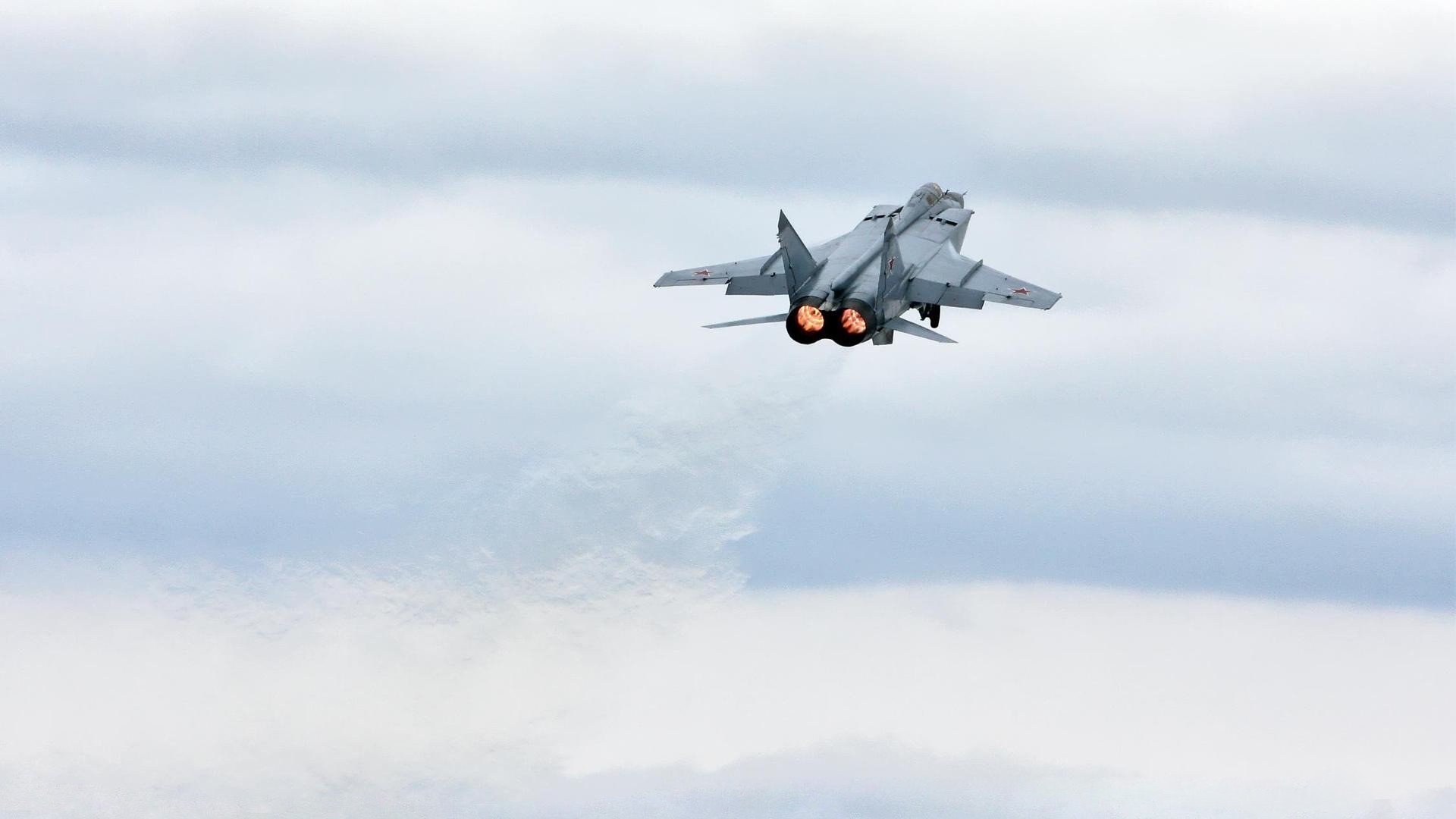 绝杀交响曲，从西甲国家德比到勇士逆转森林狼的双重奏